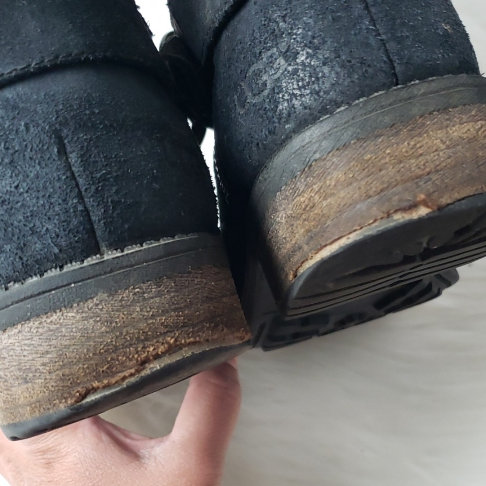 Ugg Silva Zip Boot - image 8